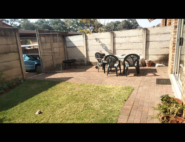 2 BEDROOM TOWNHOUSE FOR SALE IN BELLAIRS PARK